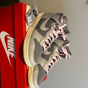 Nike dunks high, size 12